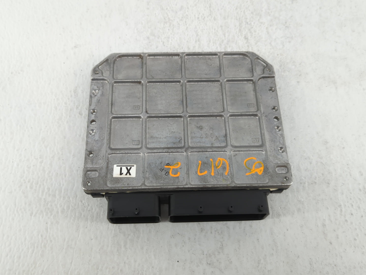 2012-2013 Toyota Prius PCM Engine Control Computer ECU ECM PCU OEM P/N:89661-47191 89661-47190 Fits Fits 2012 2013 OEM Used 