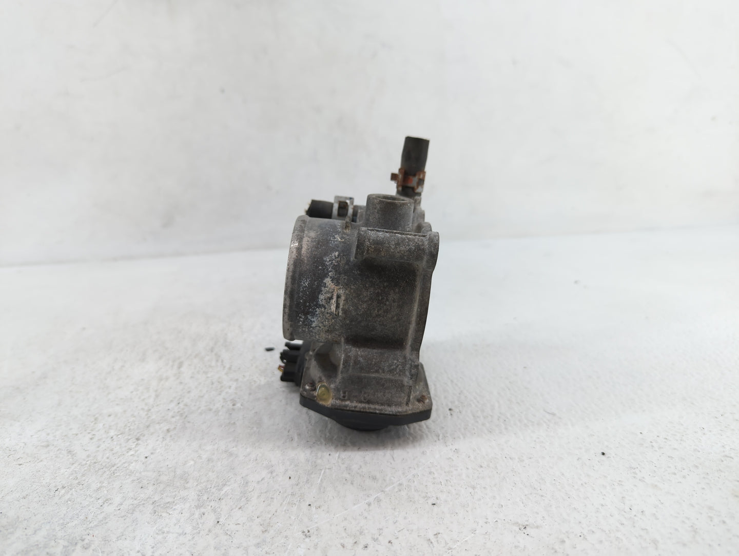 2010-2022 Toyota Prius Throttle Body P/N:22030-37060 Fits Fits 2010 2011 2012 2013 2014 2015 2016 2017 2018 2019 2020 2021 2