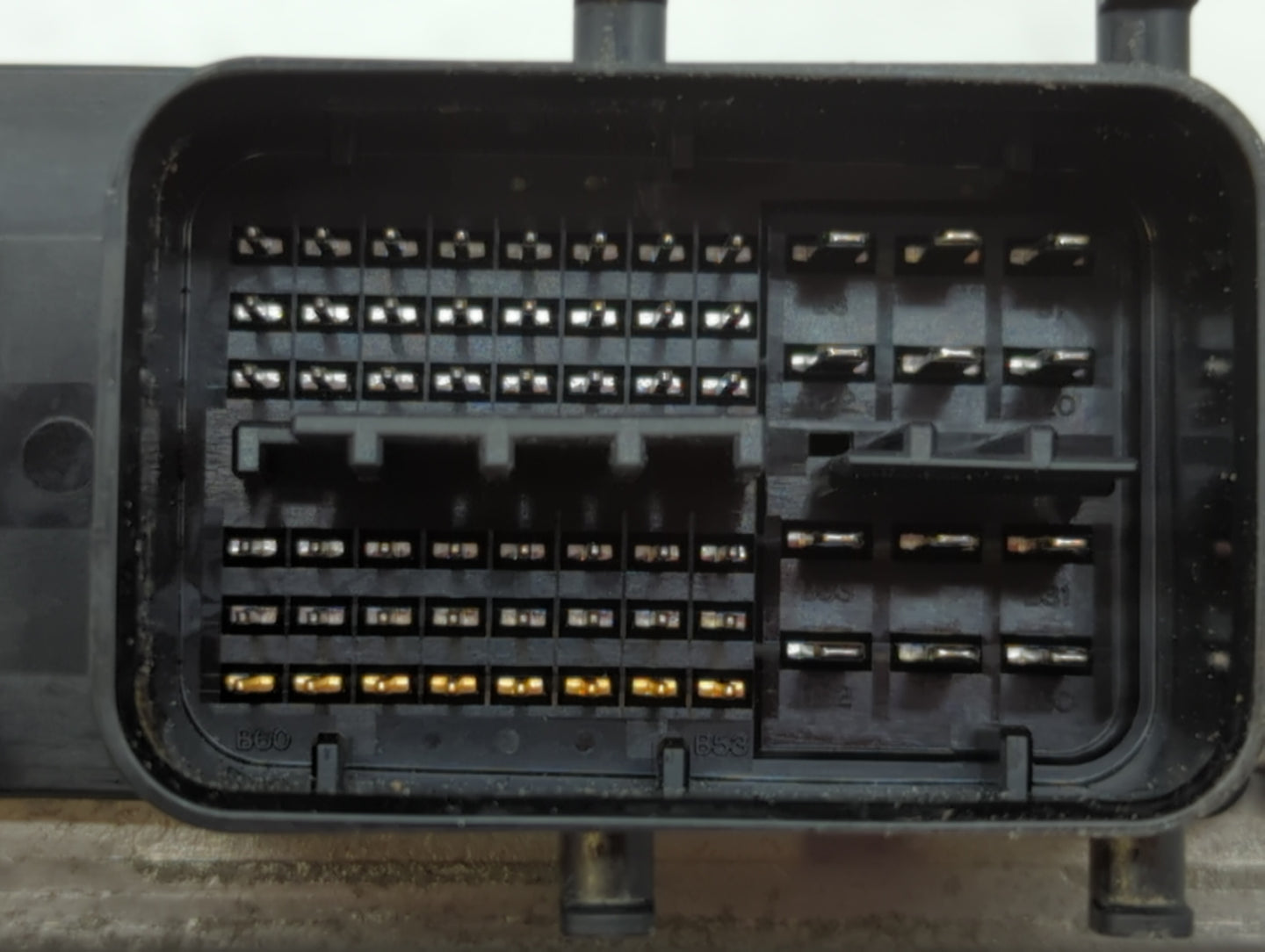 2012-2013 Toyota Prius PCM Engine Control Computer ECU ECM PCU OEM P/N:89661-47191 89661-47190 Fits Fits 2012 2013 OEM Used 