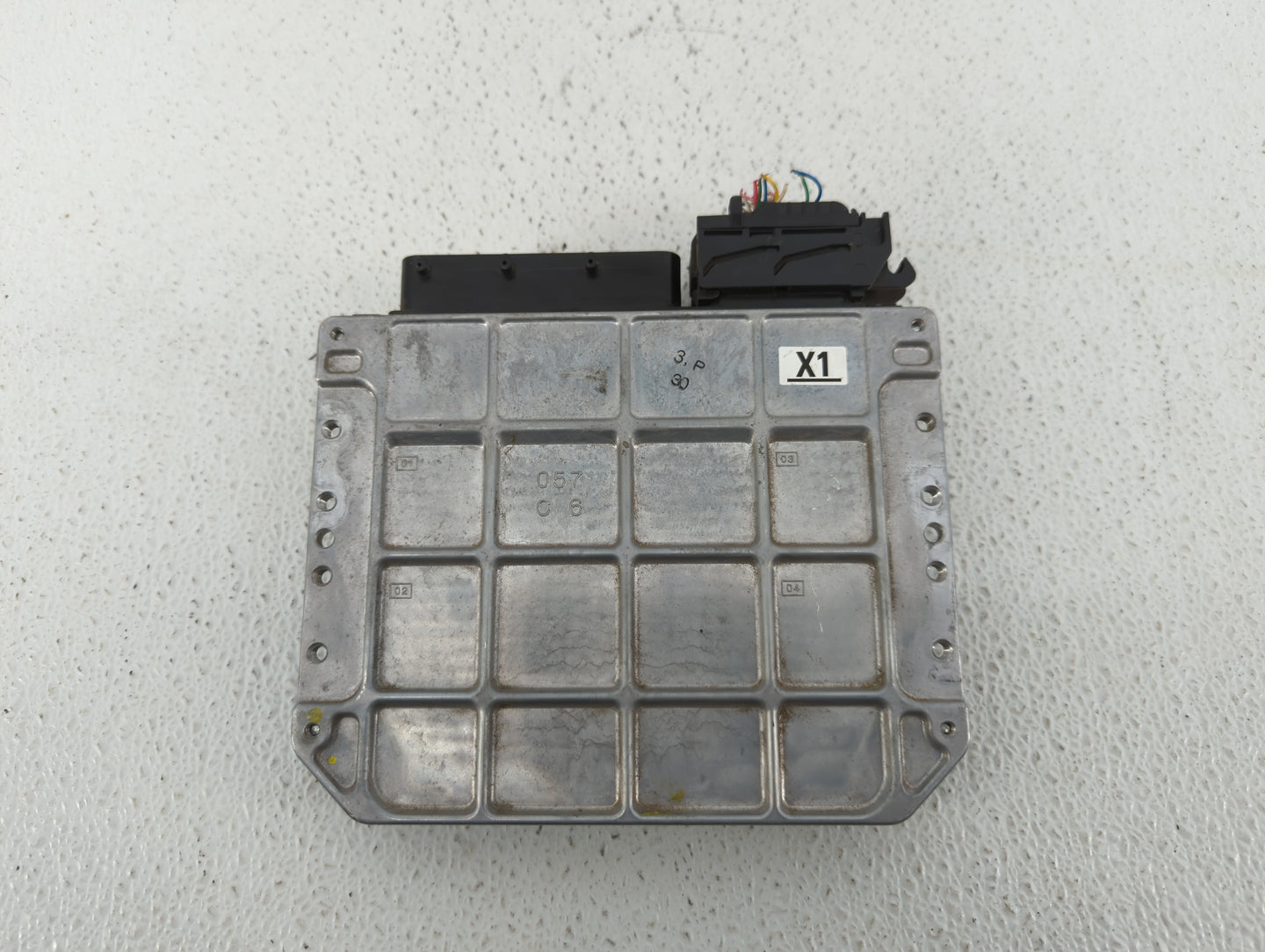 2012-2013 Toyota Prius PCM Engine Control Computer ECU ECM PCU OEM P/N:89661-47191 89661-47190 Fits Fits 2012 2013 OEM Used 