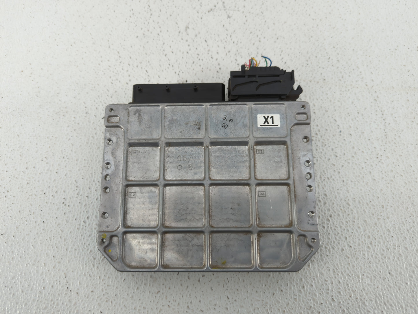 2012-2013 Toyota Prius PCM Engine Control Computer ECU ECM PCU OEM P/N:89661-47191 89661-47190 Fits Fits 2012 2013 OEM Used 