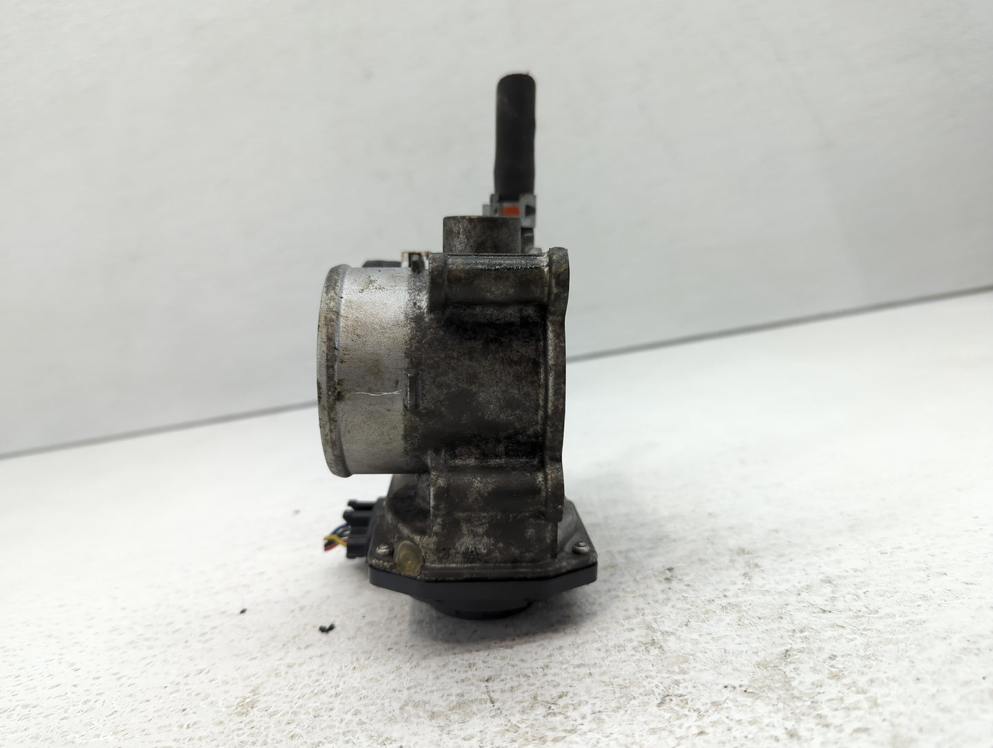 2010-2022 Toyota Prius Throttle Body P/N:22030-37060 16112AA300 Fits OEM Used Auto Parts - Oemusedautoparts1.com