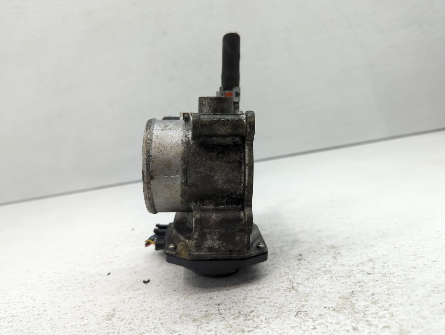 2010-2022 Toyota Prius Throttle Body P/N:22030-37060 16112AA300 Fits OEM Used Auto Parts - Oemusedautoparts1.com