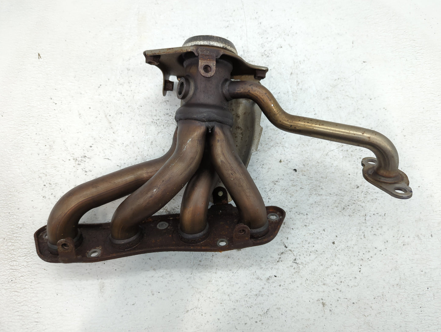 2010-2015 Toyota Prius Turbocharger Exhaust Manifold With Turbo Charger - Oemusedautoparts1.com