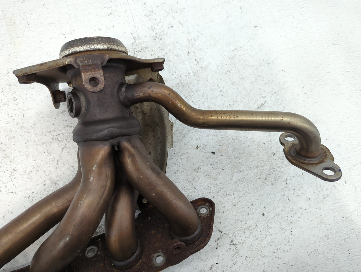 2010-2015 Toyota Prius Turbocharger Exhaust Manifold With Turbo Charger - Oemusedautoparts1.com