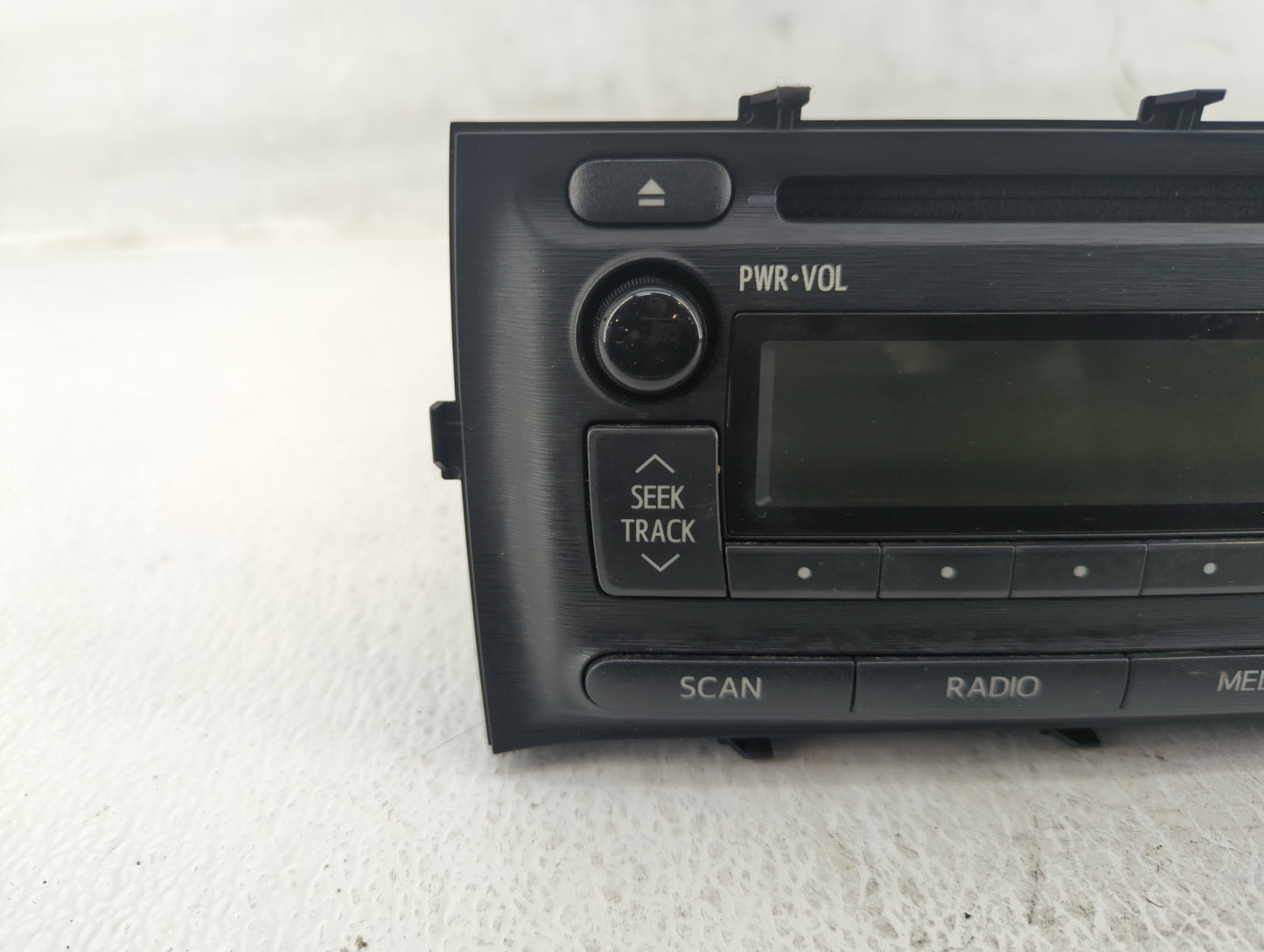 Toyota Prius Am Fm Cd Player Radio Receiver - Oemusedautoparts1.com