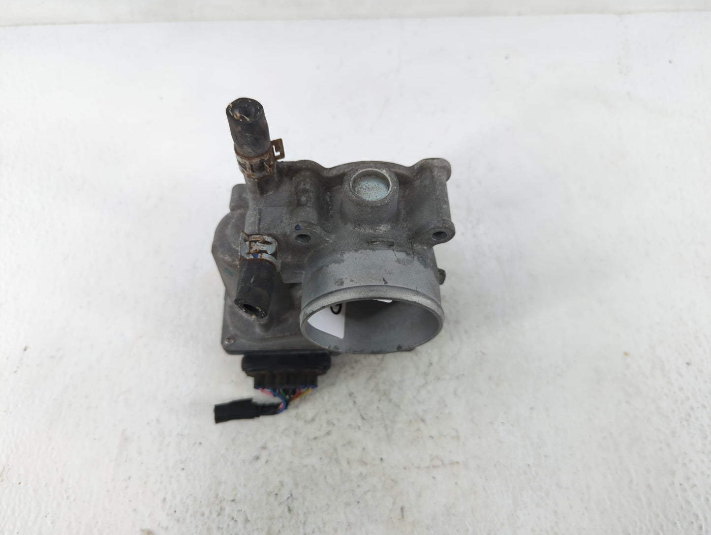 2010-2022 Toyota Prius Throttle Body P/N:22030-37060 Fits Fits 2010 2011 2012 2013 2014 2015 2016 2017 2018 2019 2020 2021 2