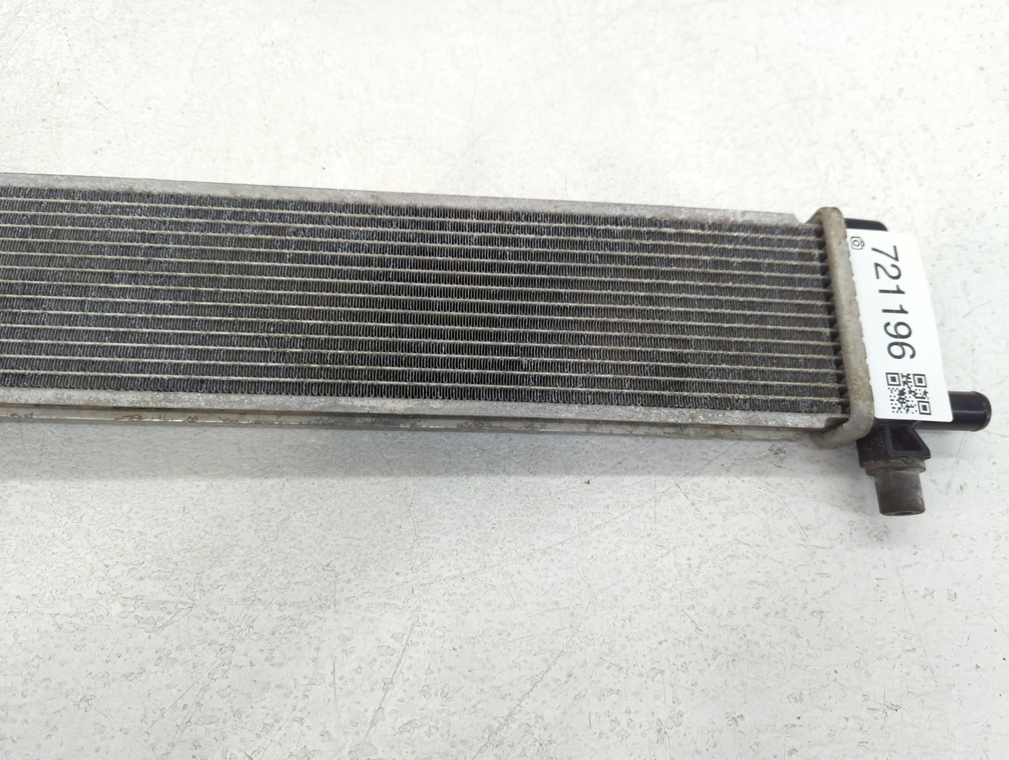 2010-2015 Toyota Prius Engine Cooling Radiator Condensor P/N:PA66-PA612 Fits Fits 2010 2011 2012 2013 2014 2015 2016 OEM Use