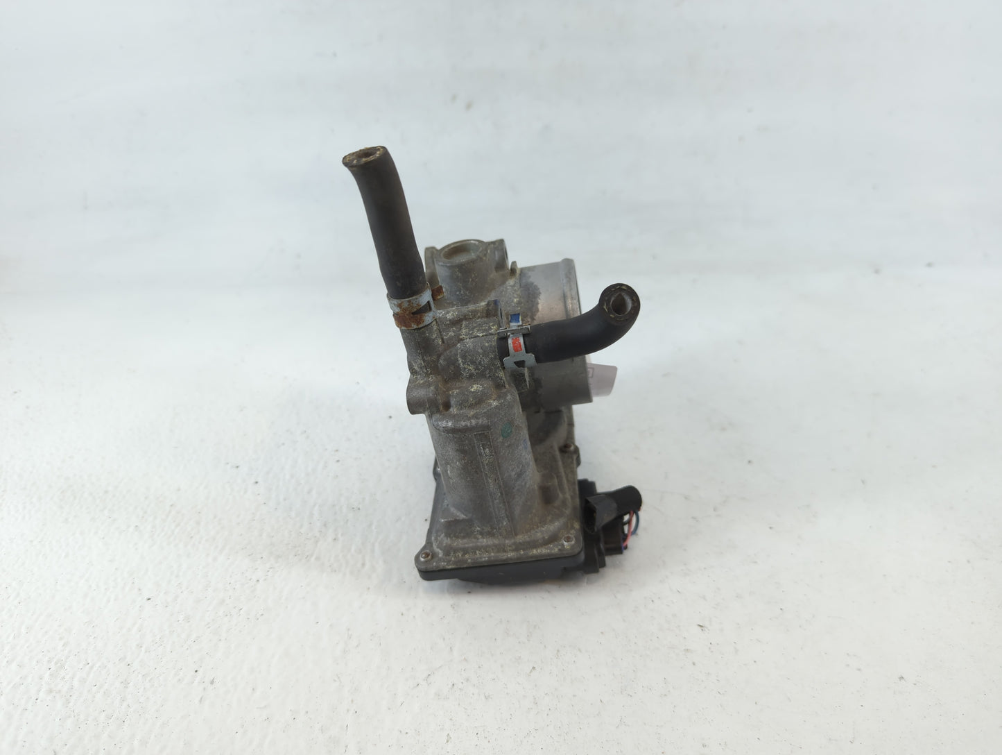 2010-2022 Toyota Prius Throttle Body P/N:22030-37060 Fits Fits 2010 2011 2012 2013 2014 2015 2016 2017 2018 2019 2020 2021 2
