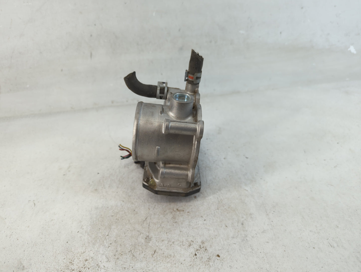 2010-2022 Toyota Prius Throttle Body P/N:22030-37060 Fits Fits 2010 2011 2012 2013 2014 2015 2016 2017 2018 2019 2020 2021 2