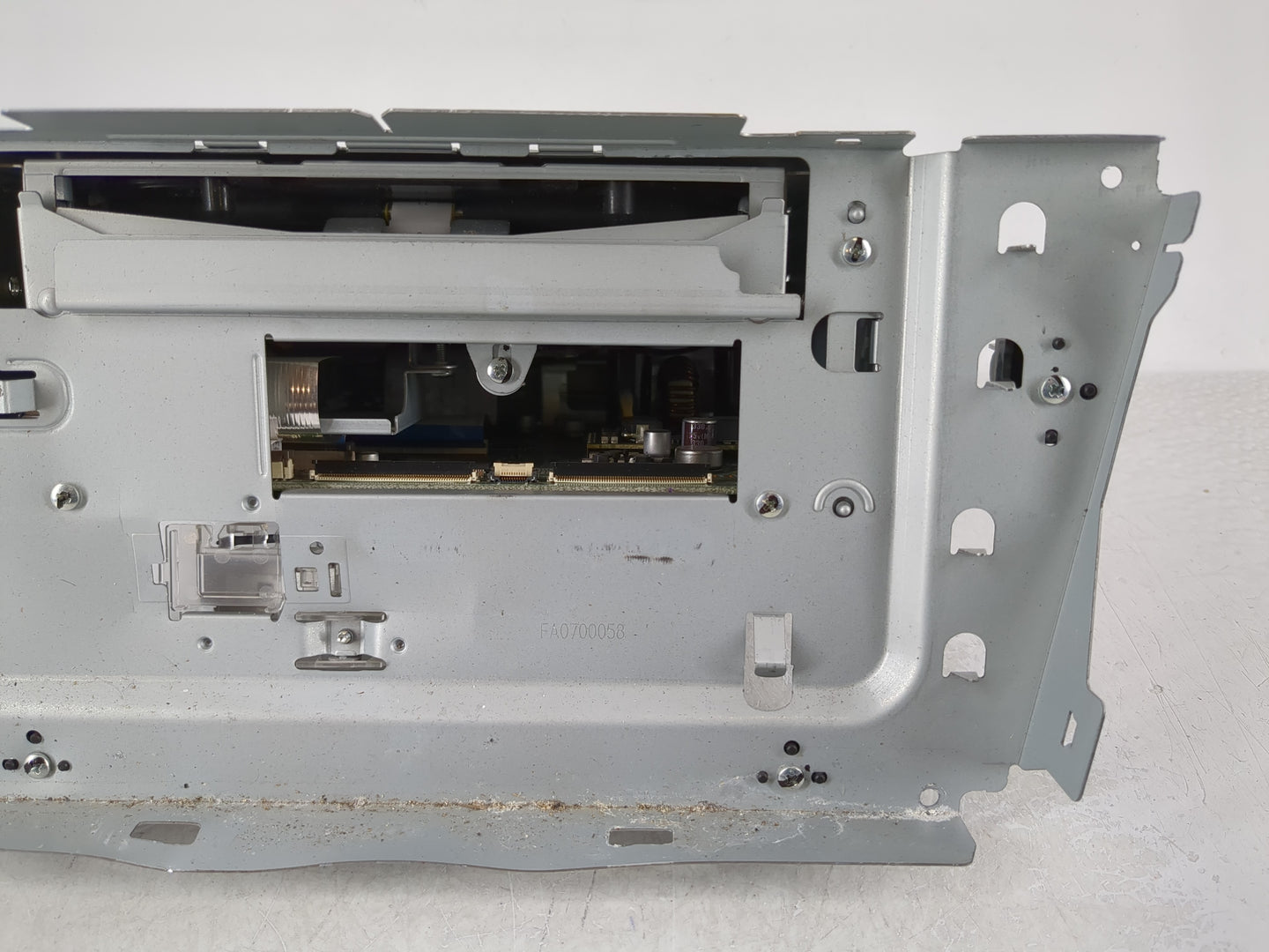 2012-2015 Toyota Prius Radio AM FM Cd Player Receiver Replacement P/N:86140-47060 Fits Fits 2012 2013 2014 2015 OEM Used Aut