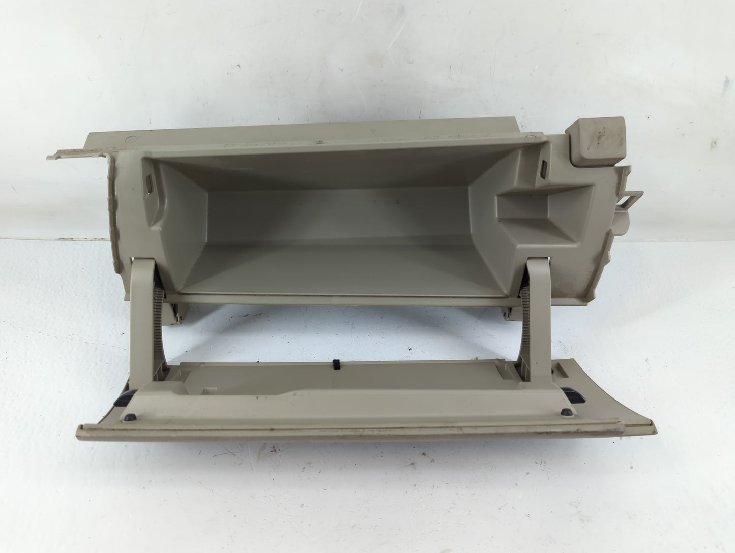 2012 Toyota Prius Passenger Glove Box Door Storage Compartment 956945 - Oemusedautoparts1.com