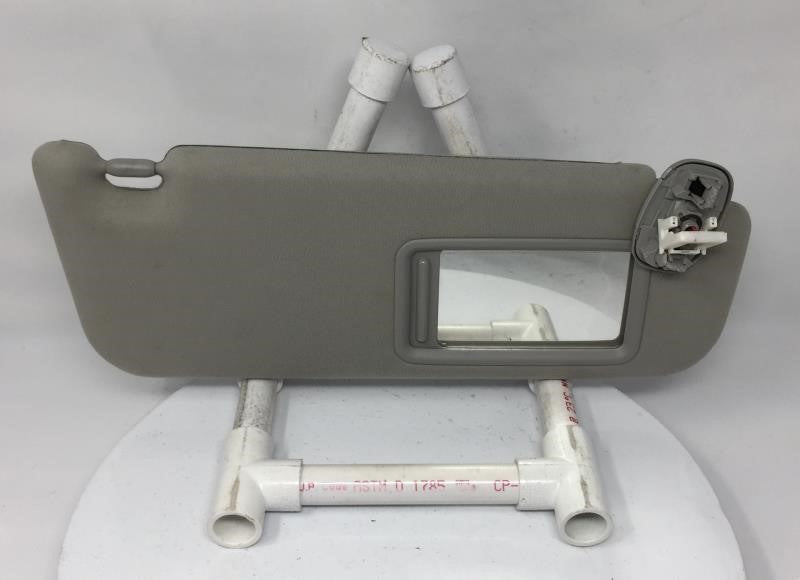2012 Toyota Prius Sun Visor Shade Replacement Passenger Right Mirror Fits OEM Used Auto Parts - Oemusedautoparts1.com