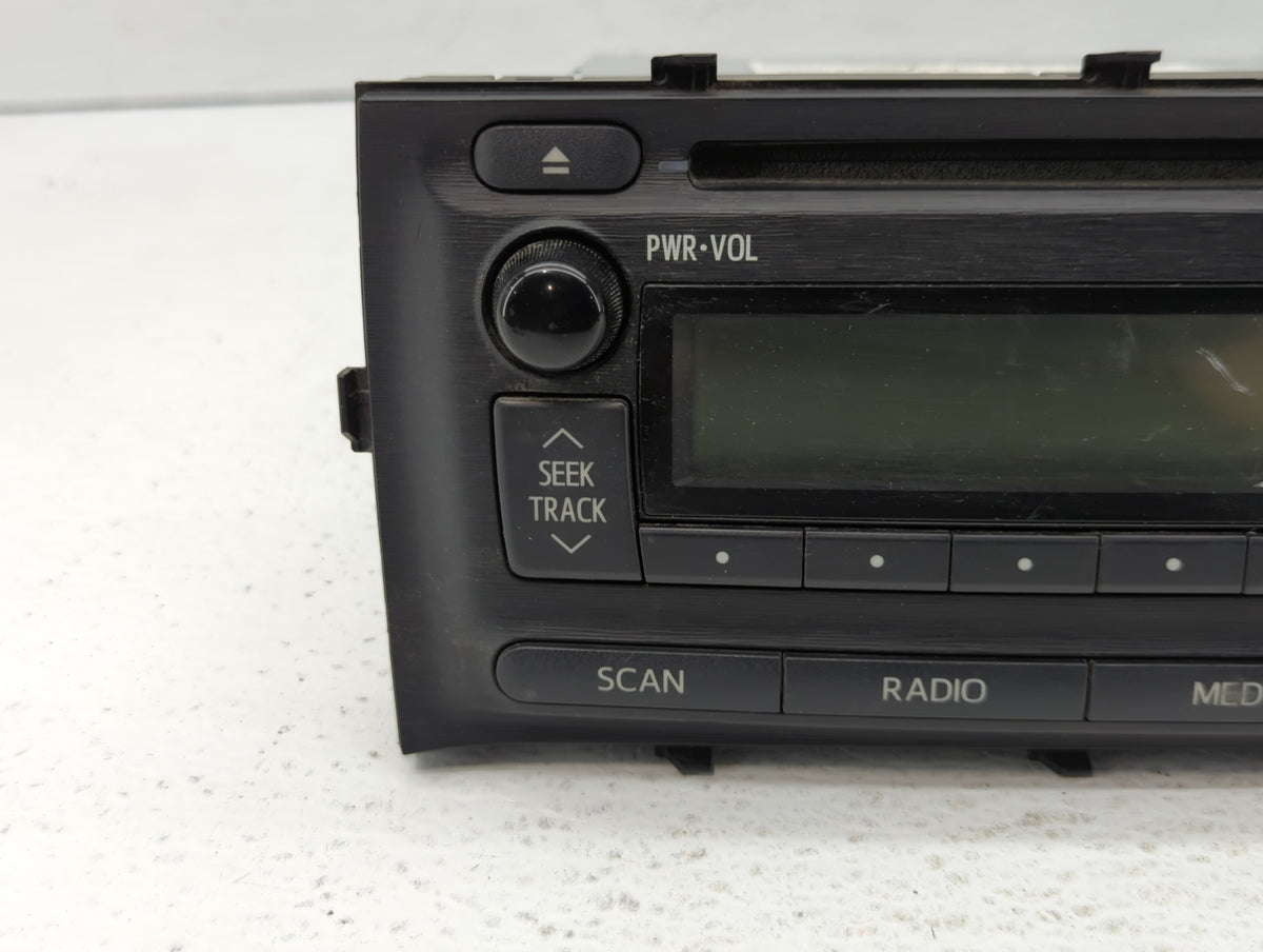 2012-2014 Toyota Prius C Am Fm Cd Player Radio Receiver 464339 - Oemusedautoparts1.com