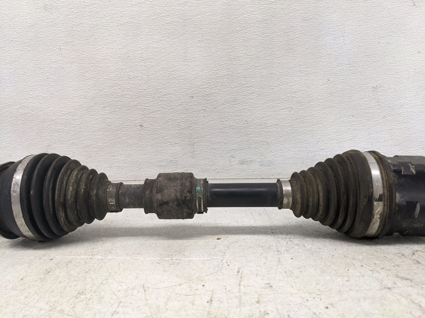 2012-2018 Toyota Prius V Axle Shaft Front Driver Cv C/v - Oemusedautoparts1.com