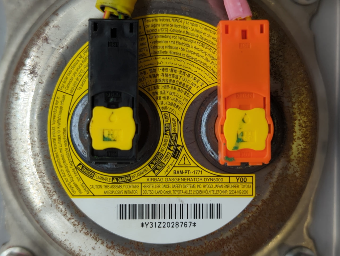 2012-2018 Toyota Prius V Air Bag Passenger Right Dashboard Oem - Oemusedautoparts1.com