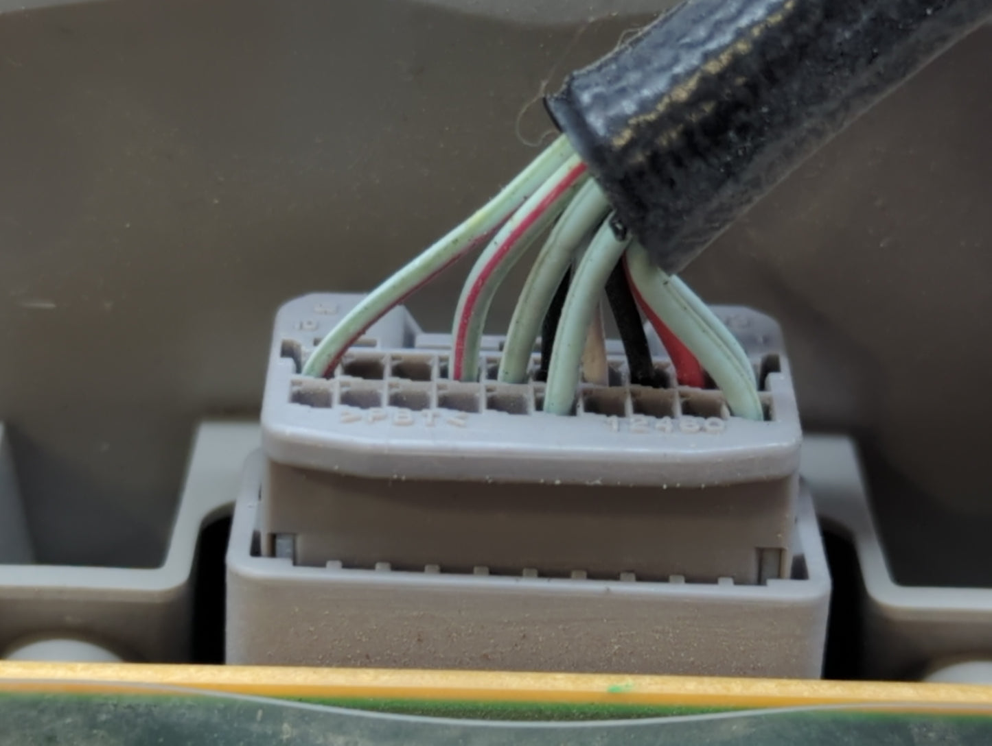 2012 Toyota Prius V Overhead Roof Console - Oemusedautoparts1.com