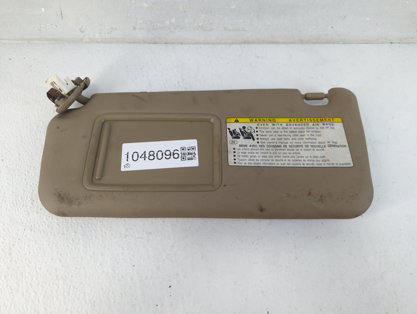 2010-2014 Toyota Rav4 Sun Visor Shade Replacement Driver Left Mirror Fits Fits 2010 2011 2012 2013 2014 OEM Used Auto Parts 