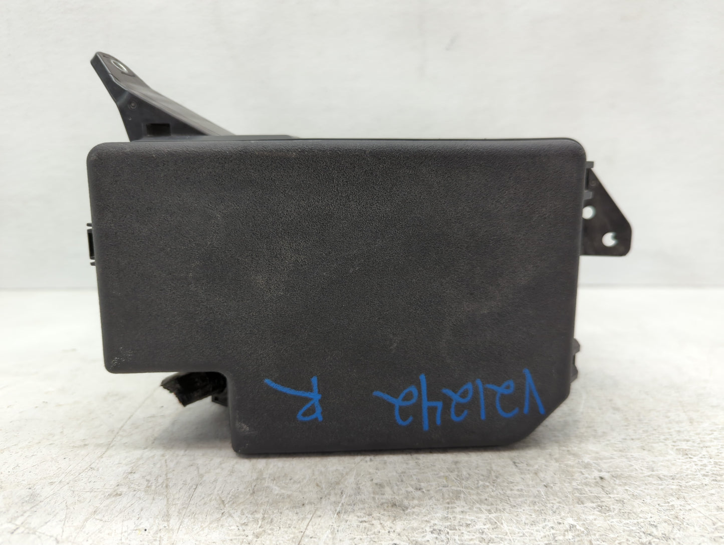 2010-2012 Toyota Rav4 Fusebox Fuse Box Panel Relay Module P/N:82662-0R031 Fits Fits 2010 2011 2012 OEM Used Auto Parts - Oem