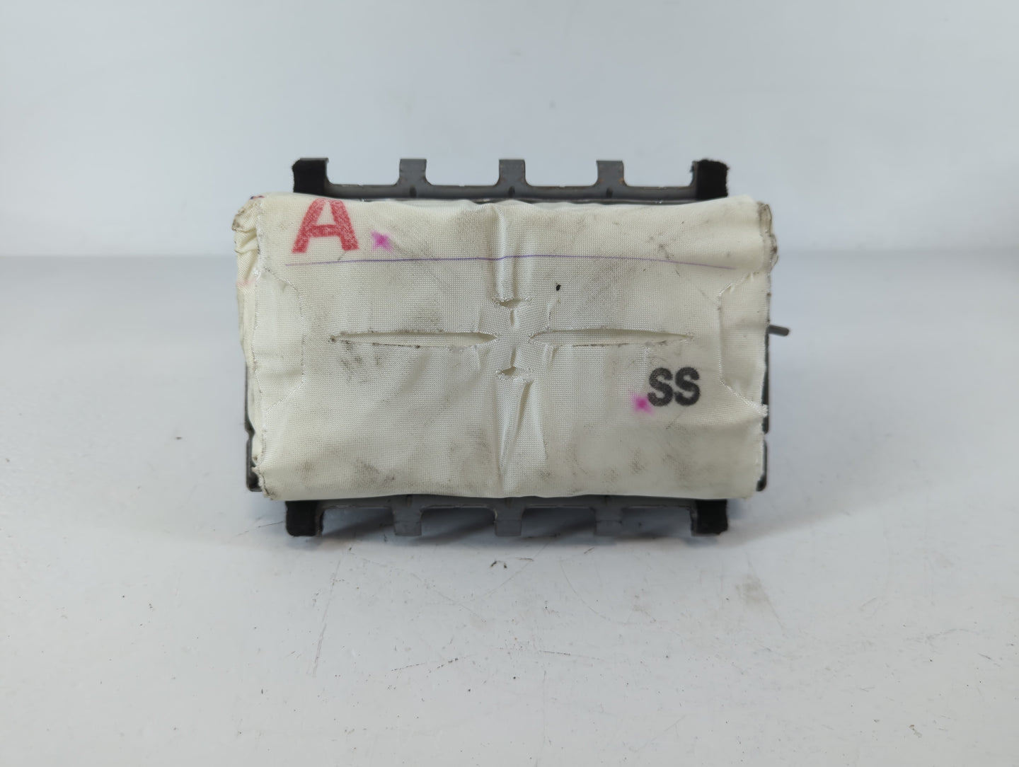 2012 Toyota Rav4 Air Bag Passenger Right Dashboard OEM P/N:6808828812P6M Fits OEM Used Auto Parts - Oemusedautoparts1.com
