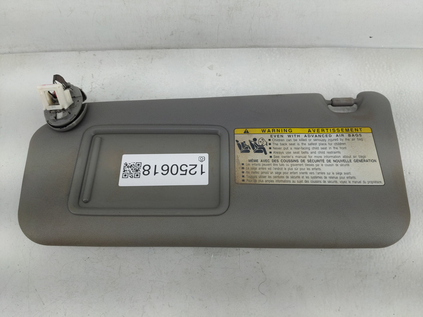 2010-2014 Toyota Rav4 Sun Visor Shade Replacement Driver Left Mirror Fits Fits 2010 2011 2012 2013 2014 OEM Used Auto Parts 