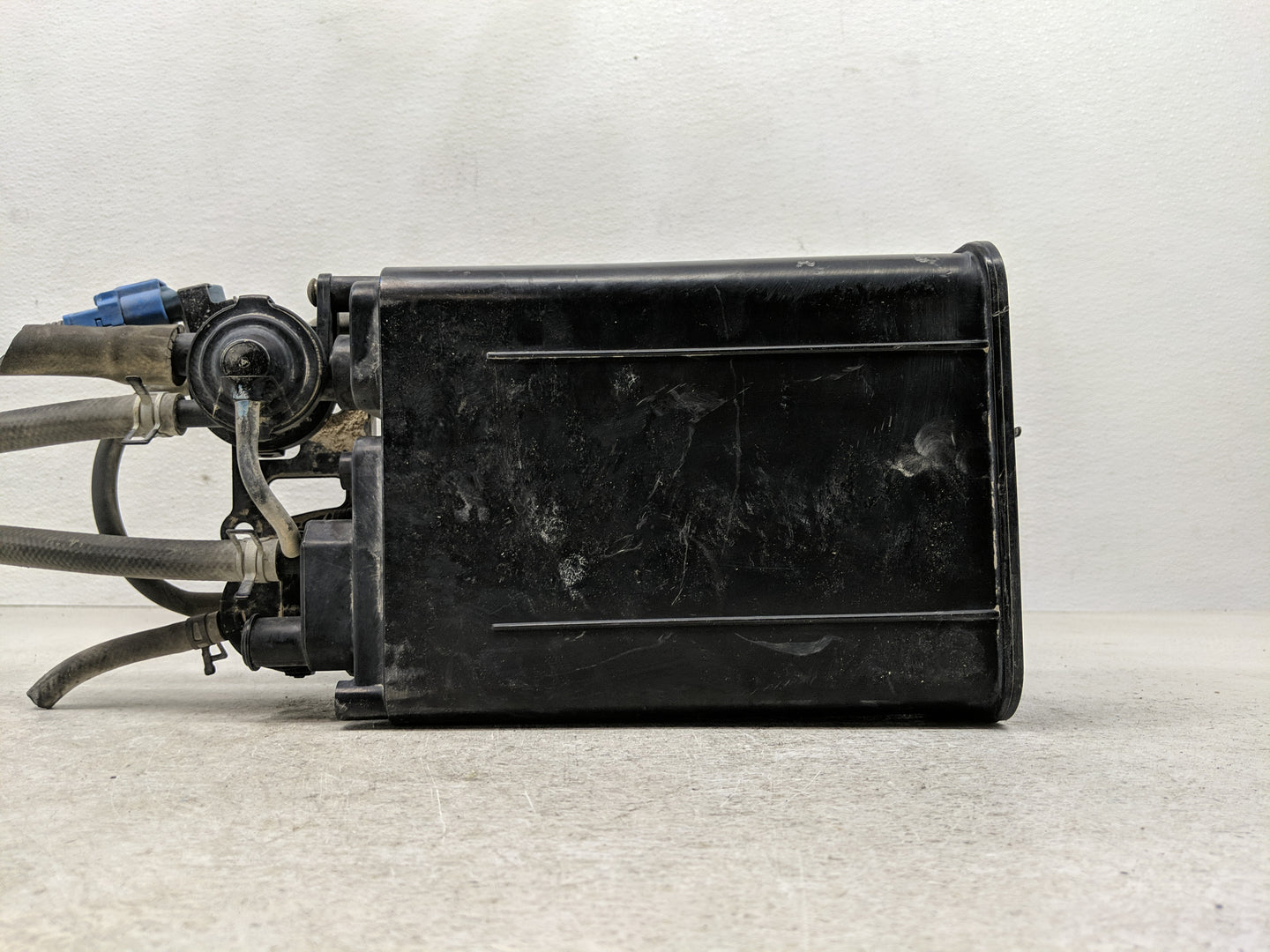 2012 Toyota Rav4 Fuel Vapor Charcoal Canister - Oemusedautoparts1.com