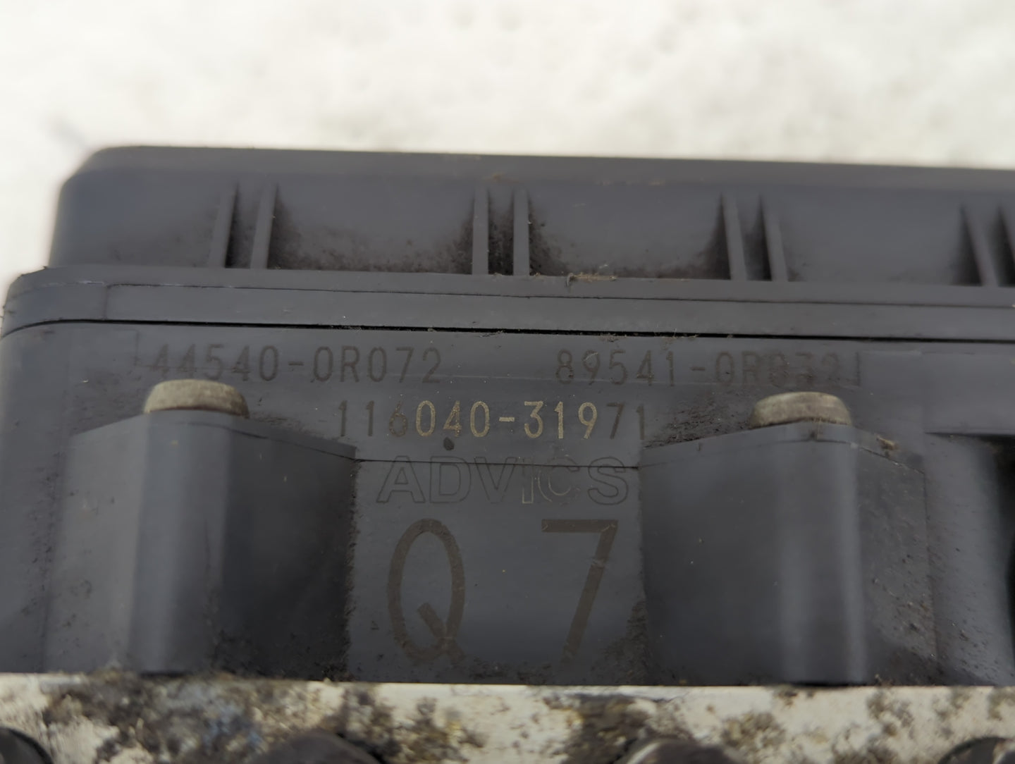 2012 Toyota Rav4 ABS Pump Control Module Replacement P/N:89541-0R0321 44540-0R072 Fits OEM Used Auto Parts - Oemusedautopart