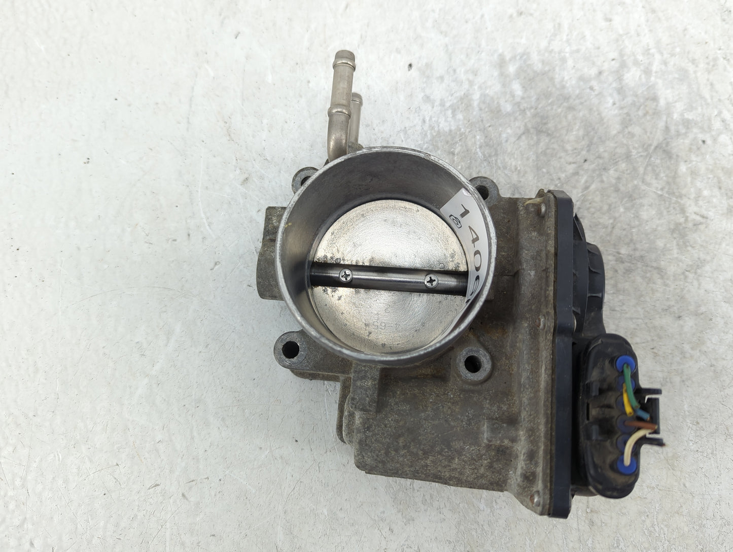 2009-2018 Toyota Rav4 Throttle Body P/N:22030-0V010 Fits Fits 2009 2010 2011 2012 2013 2014 2015 2016 2017 2018 2019 OEM Use