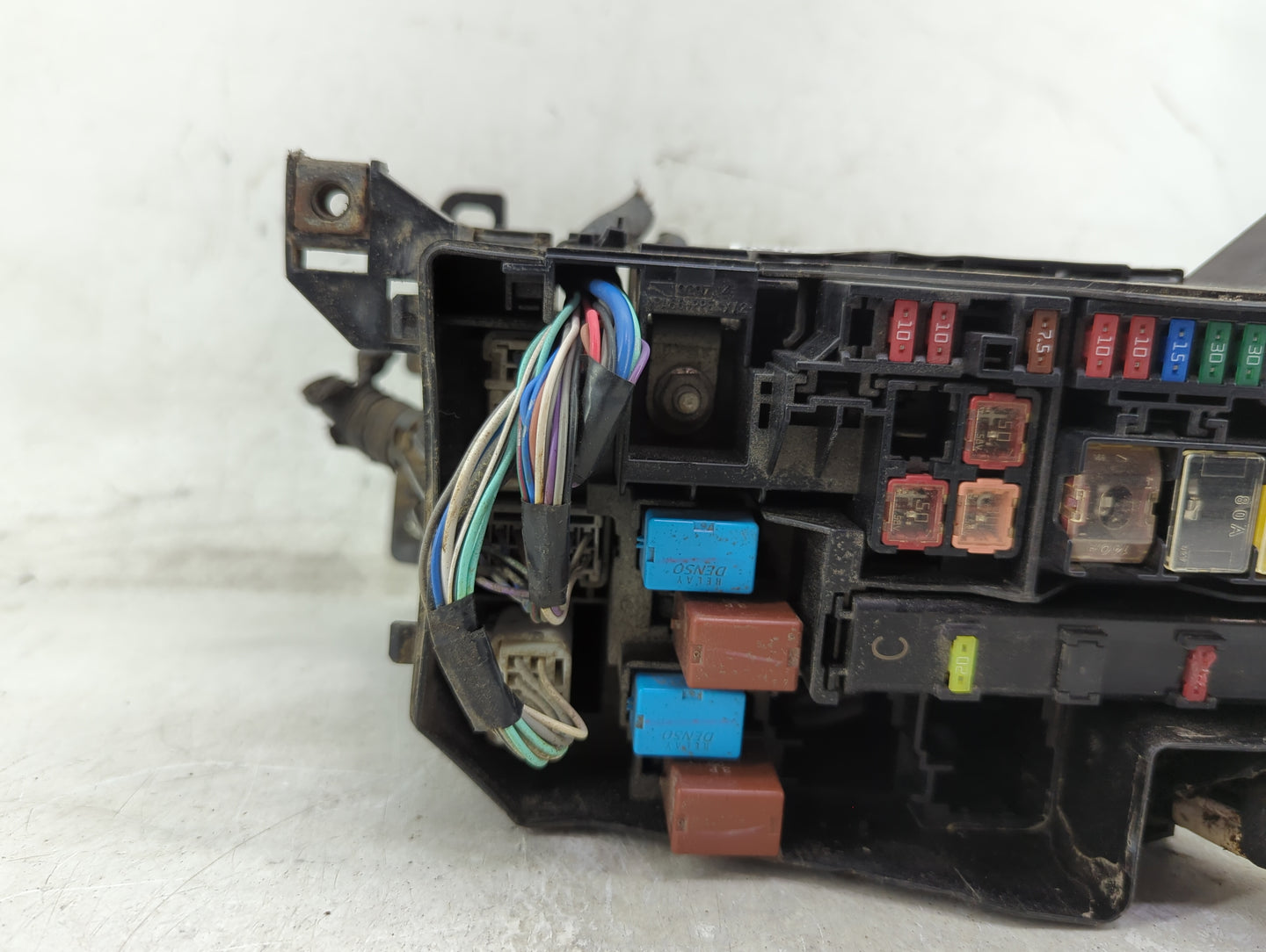 2006-2012 Toyota Rav4 Fusebox Fuse Box Panel Relay Module P/N:82662-0R020 Fits Fits 2006 2007 2008 2009 2010 2011 2012 OEM U