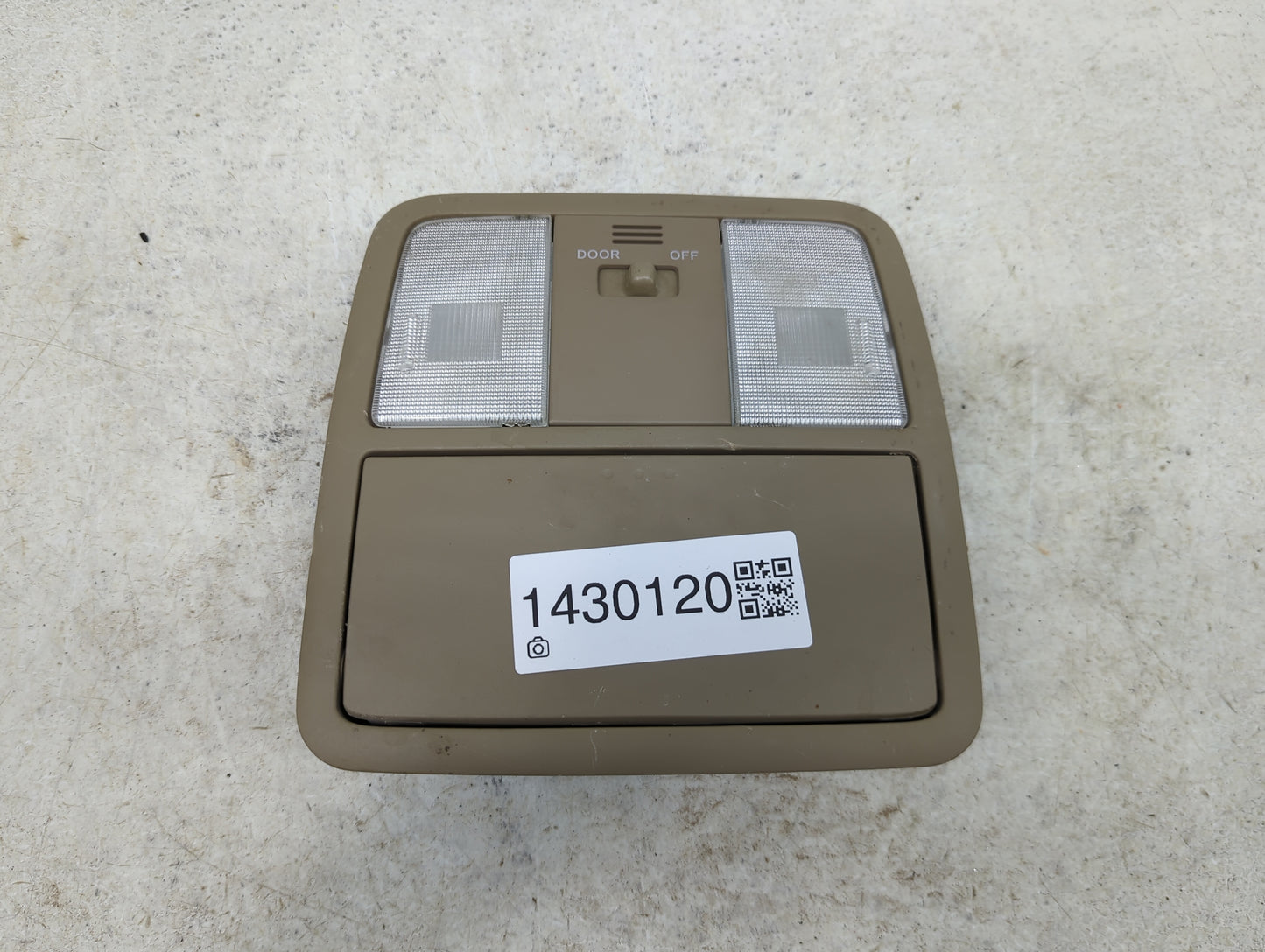 2012 Toyota Rav4 Overhead Roof Console - Oemusedautoparts1.com
