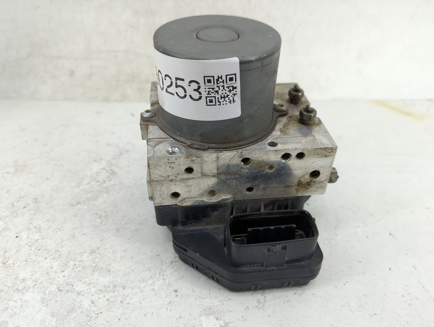 2012 Toyota Rav4 ABS Pump Control Module Replacement P/N:89541-0R012 44540-0R052 Fits OEM Used Auto Parts - Oemusedautoparts