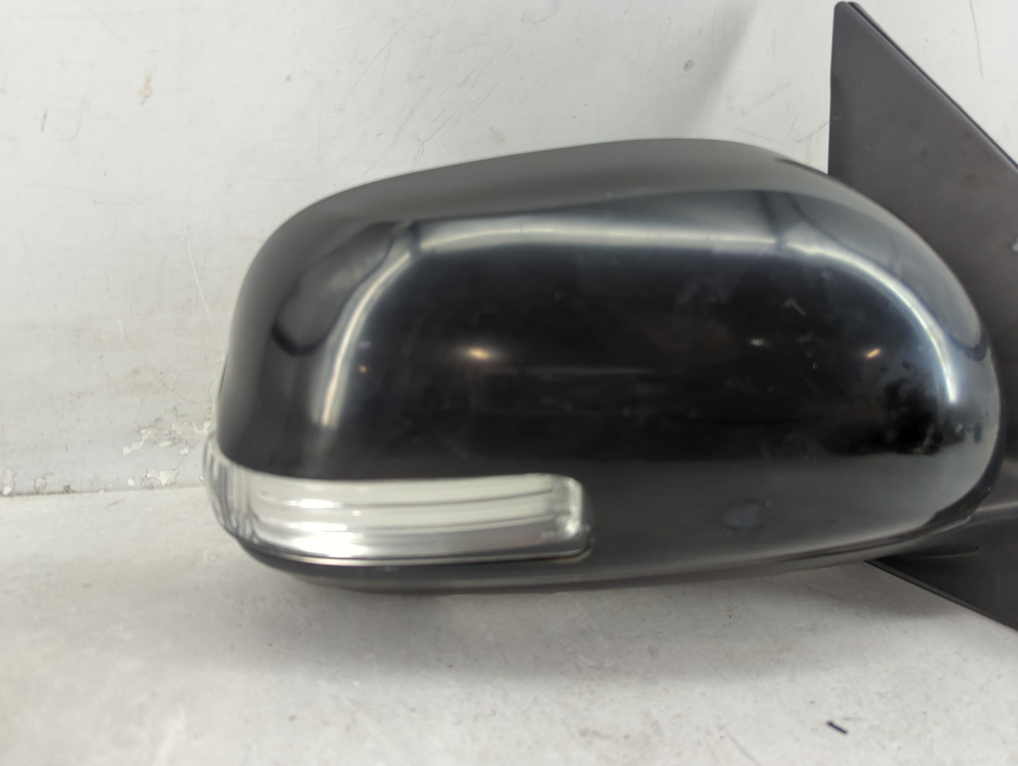 2009-2012 Toyota Rav4 Passenger Side View Mirror - Right Door Mirror OEM Used - Oemusedautoparts1.com