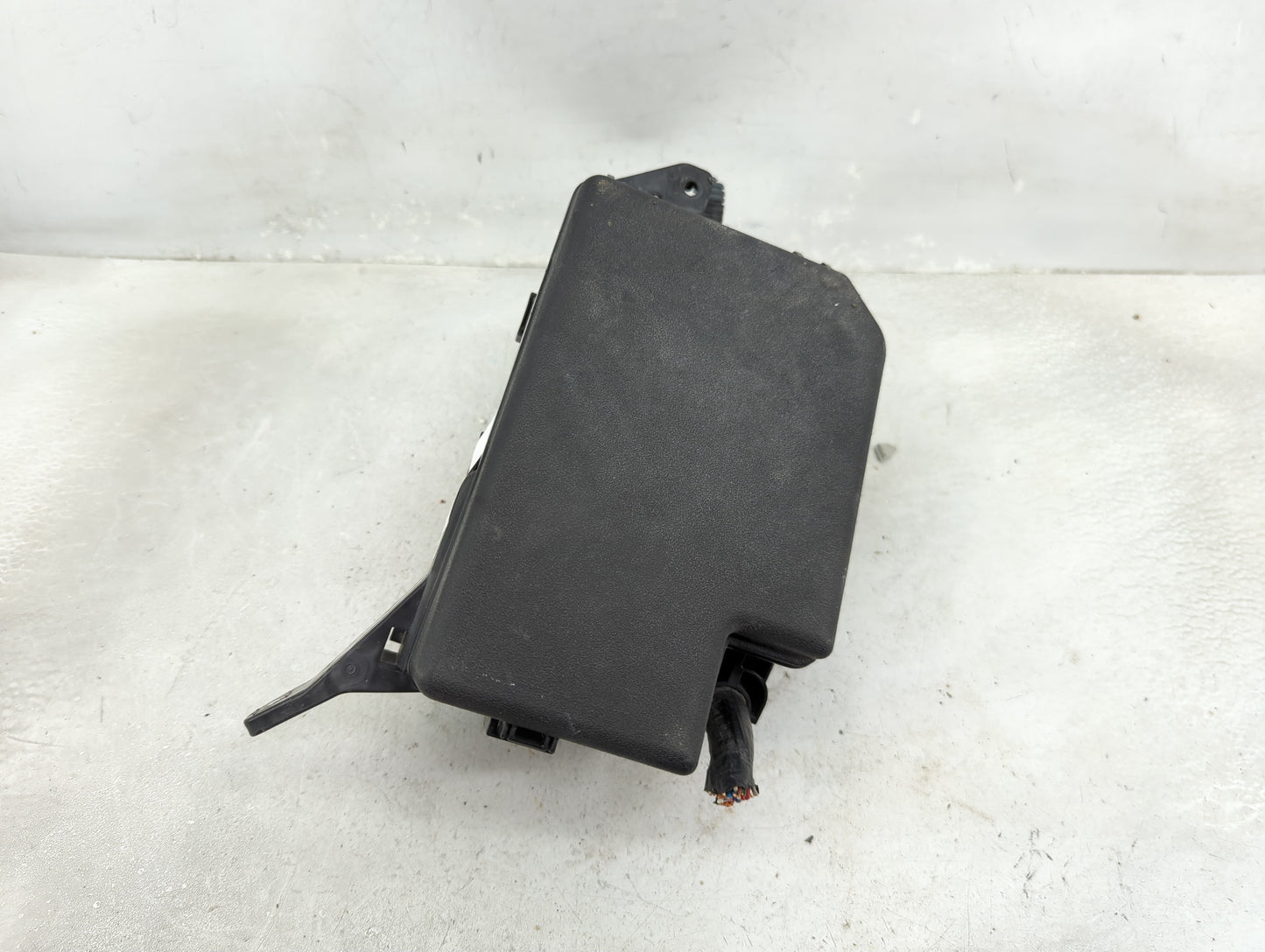 2010-2012 Toyota Rav4 Fusebox Fuse Box Panel Relay Module P/N:82662-0R031 Fits Fits 2010 2011 2012 OEM Used Auto Parts - Oem