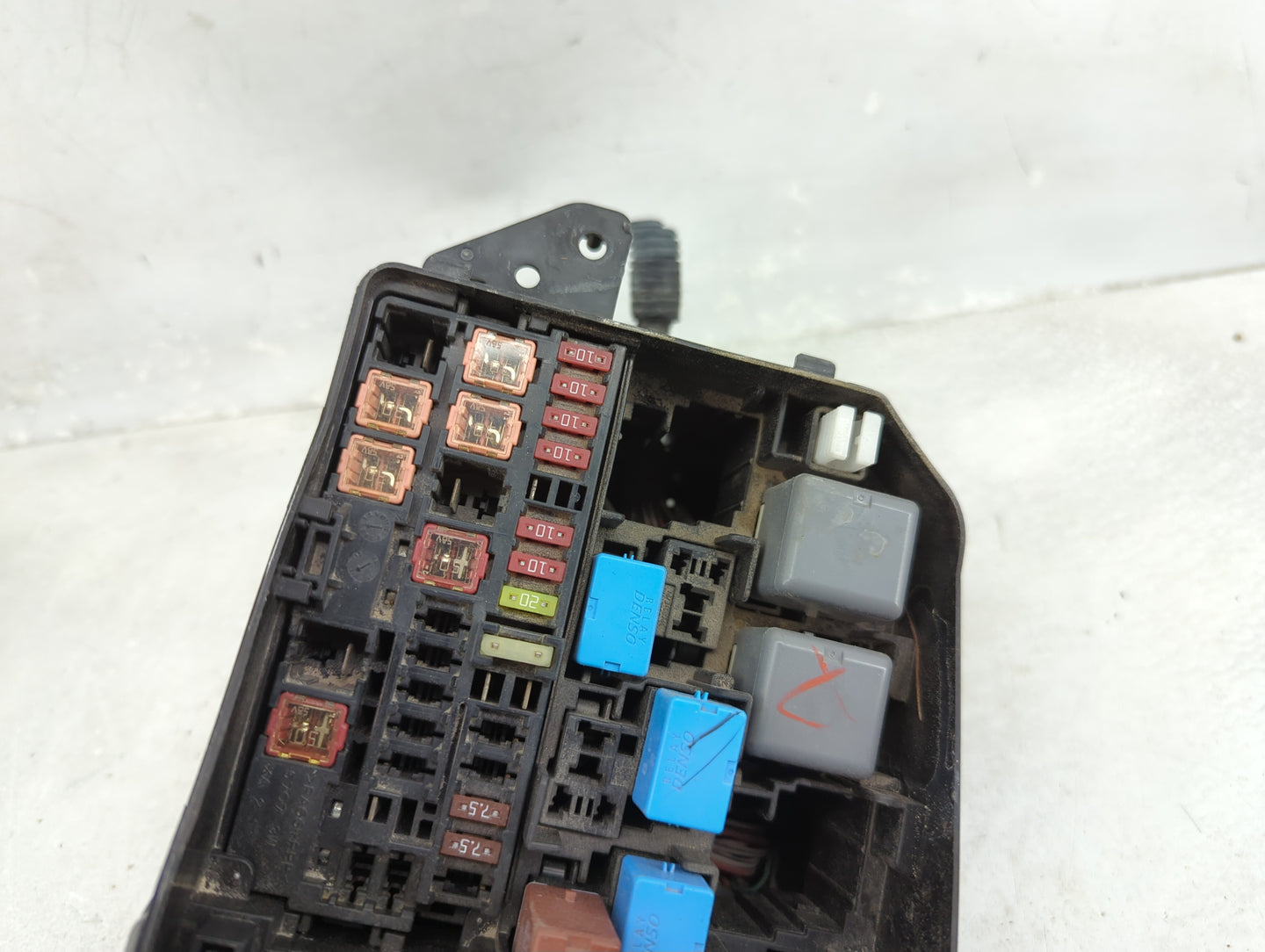 2010-2012 Toyota Rav4 Fusebox Fuse Box Panel Relay Module P/N:82662-0R031 Fits Fits 2010 2011 2012 OEM Used Auto Parts - Oem