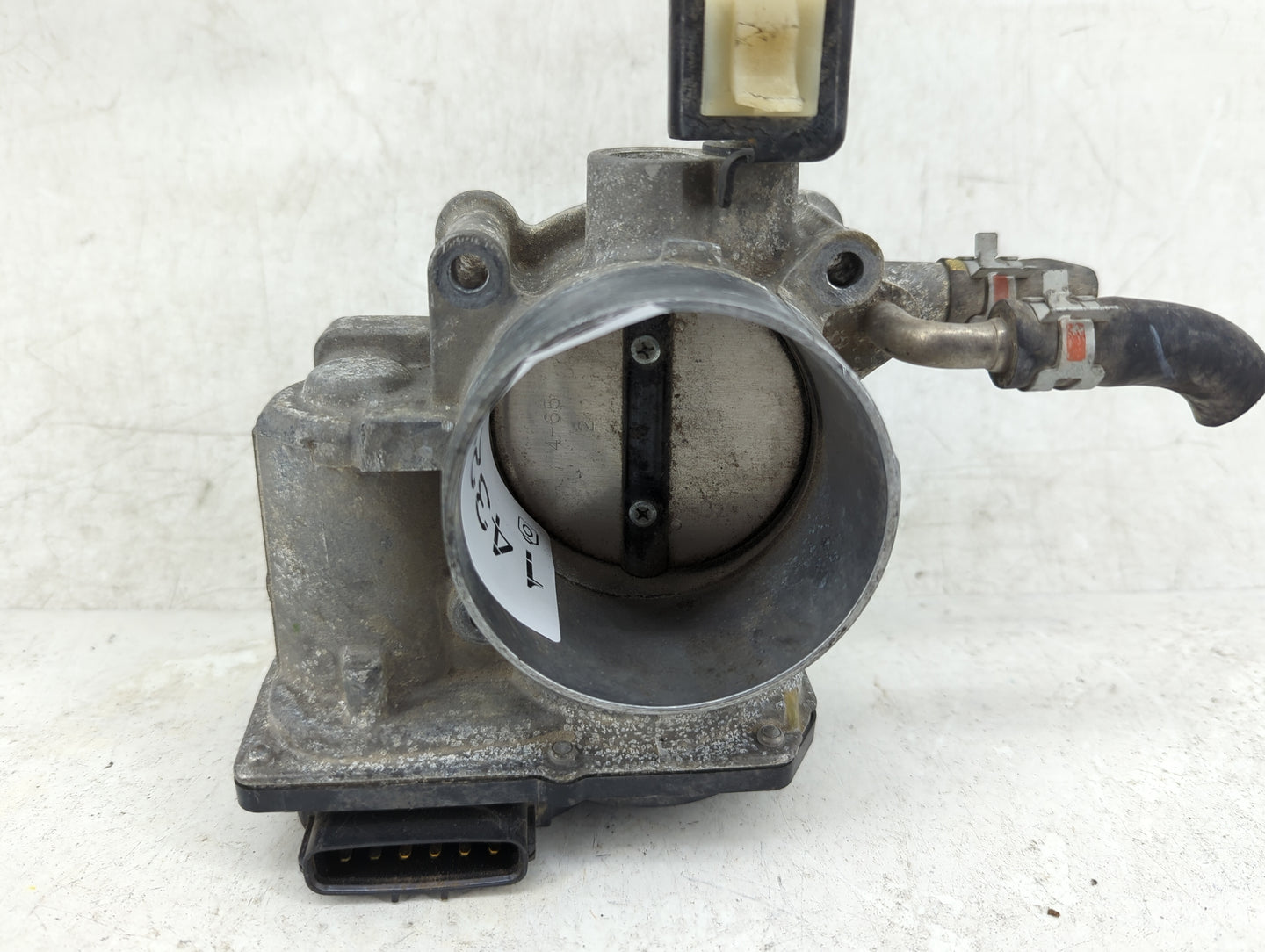 2009-2018 Toyota Rav4 Throttle Body P/N:22030-0V010 Fits Fits 2009 2010 2011 2012 2013 2014 2015 2016 2017 2018 2019 OEM Use