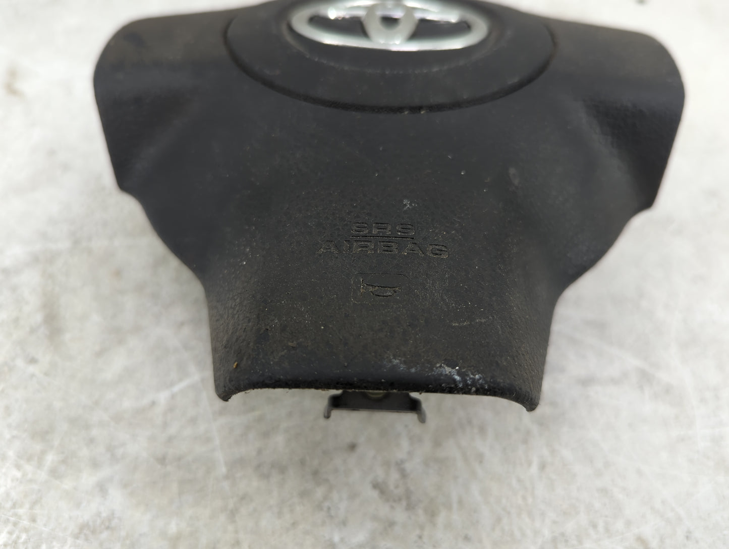 2012 Toyota Rav4 Air Bag Driver Left Steering Wheel Mounted P/N:Z33G2449356 Fits OEM Used Auto Parts - Oemusedautoparts1.com
