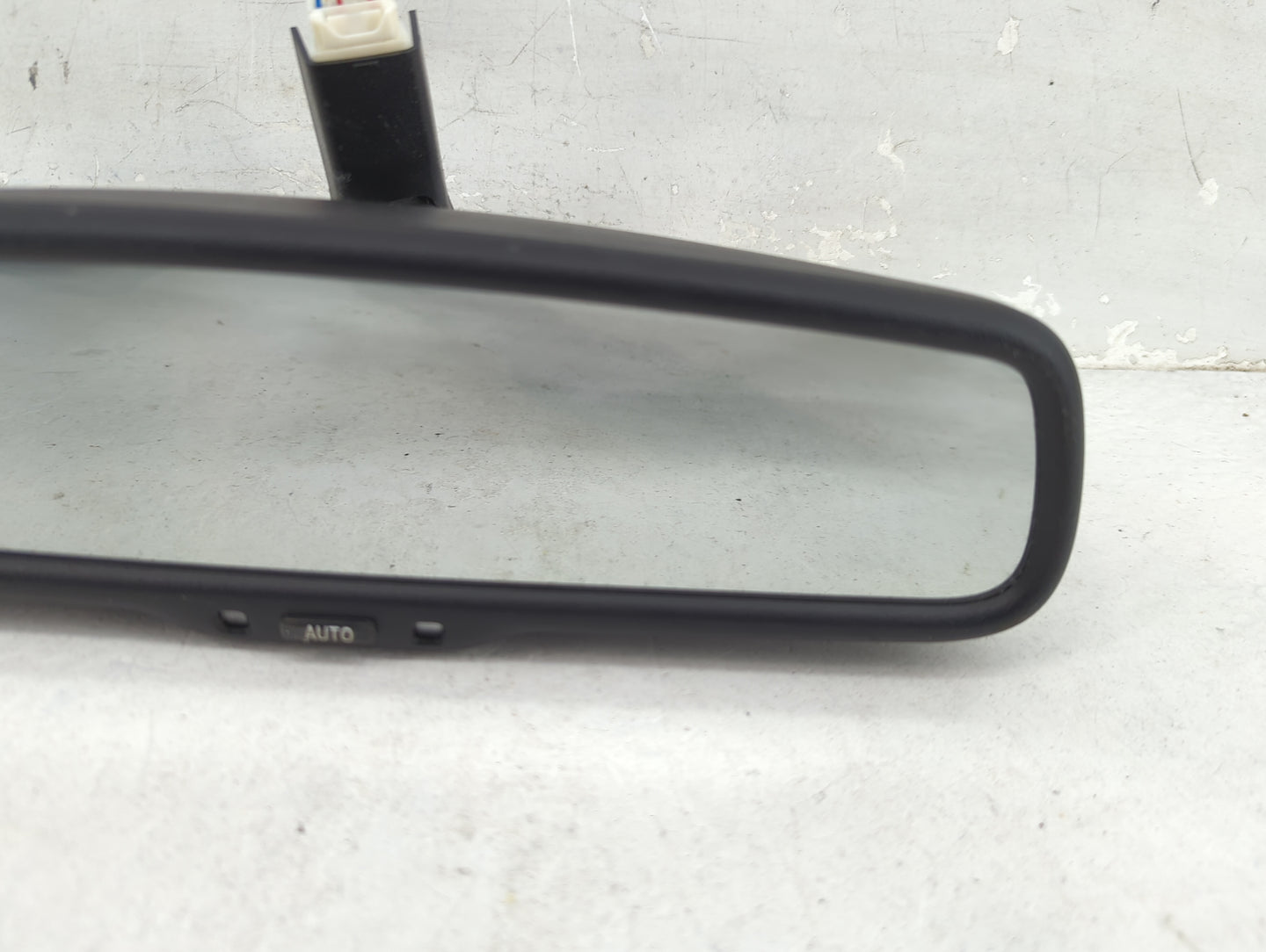 2011-2012 Toyota Rav4 Interior Rear View Mirror Replacement OEM P/N:878100W700 Fits Fits 2011 2012 OEM Used Auto Parts - Oem