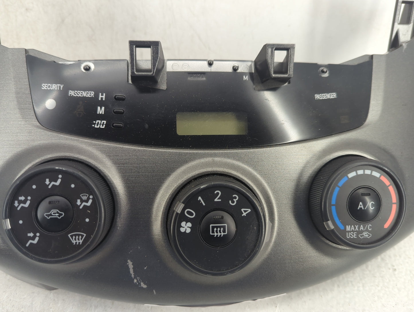 2012 Toyota Rav4 Climate Control Module Temperature AC/Heater Replacement Fits OEM Used Auto Parts - Oemusedautoparts1.com