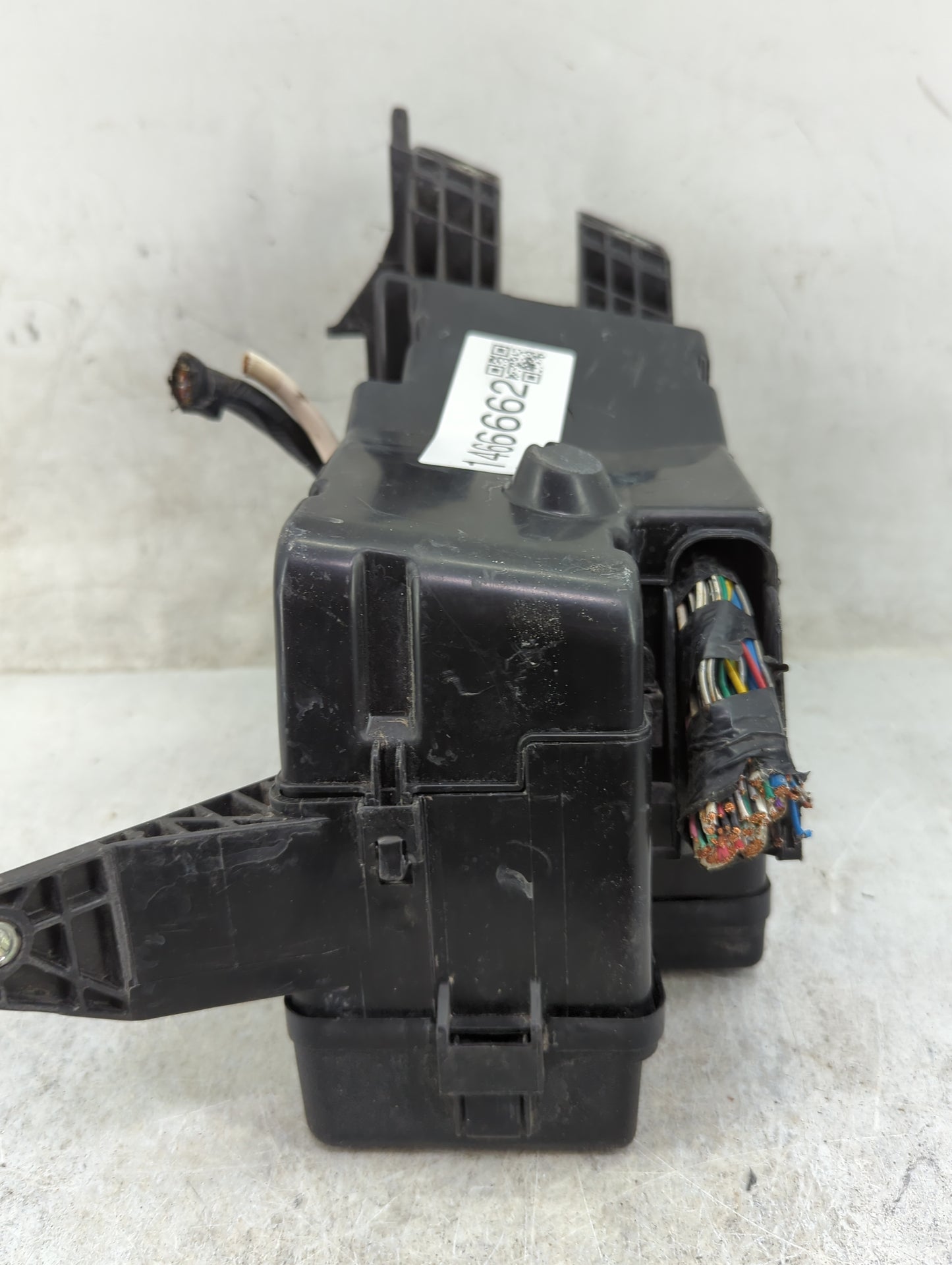 2012 Toyota Rav4 Fusebox Fuse Box Panel Relay Module Fits OEM Used Auto Parts - Oemusedautoparts1.com