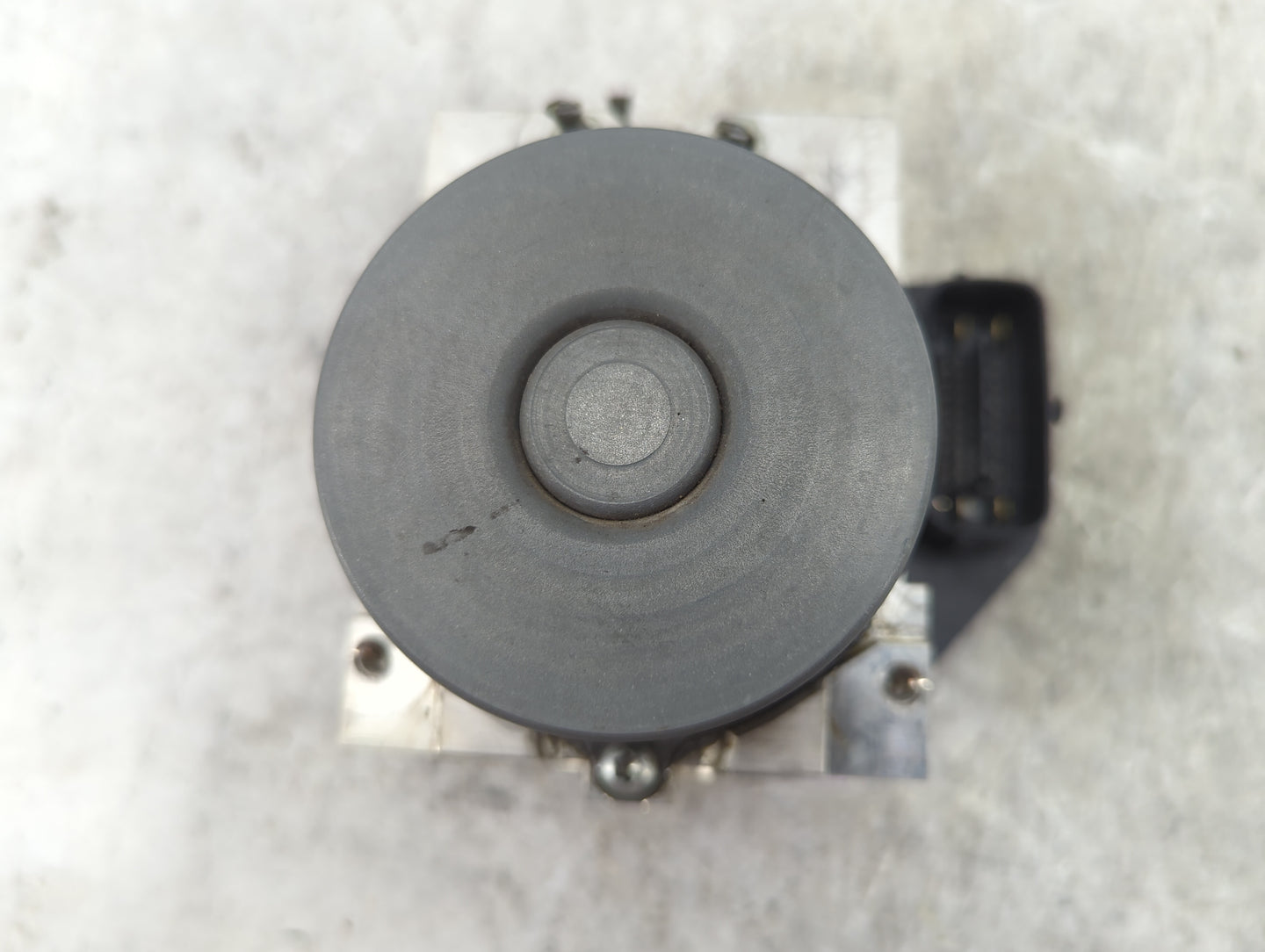 2012 Toyota Rav4 ABS Pump Control Module Replacement P/N:44540-0R072 89541-0R032, 116040-31971 Fits OEM Used Auto Parts - Oe