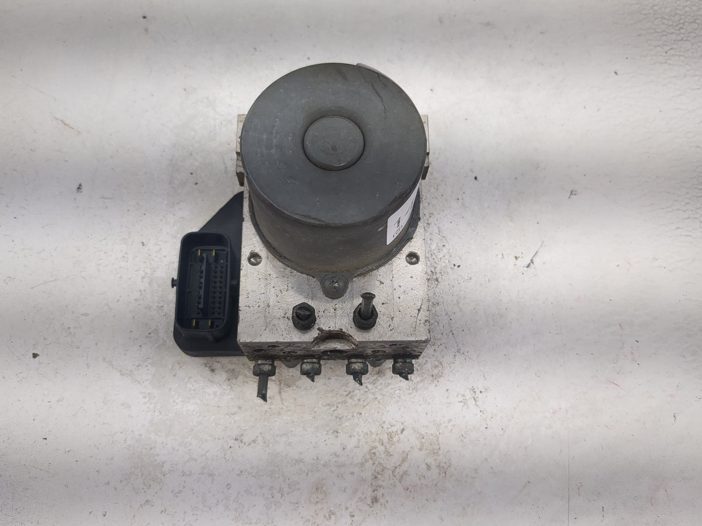 2012 Toyota Rav4 ABS Pump Control Module Replacement P/N:44540-0R072 89541-0R032, 116040-31971 Fits OEM Used Auto Parts - Oe