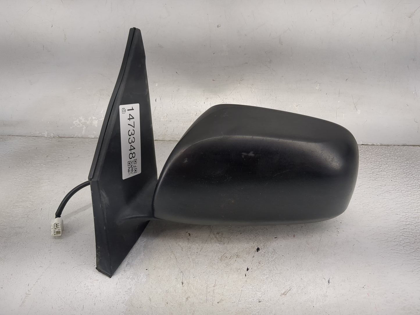 2009-2012 Toyota Rav4 Driver Side View Mirror - Left Door Mirror OEM Used - Oemusedautoparts1.com
