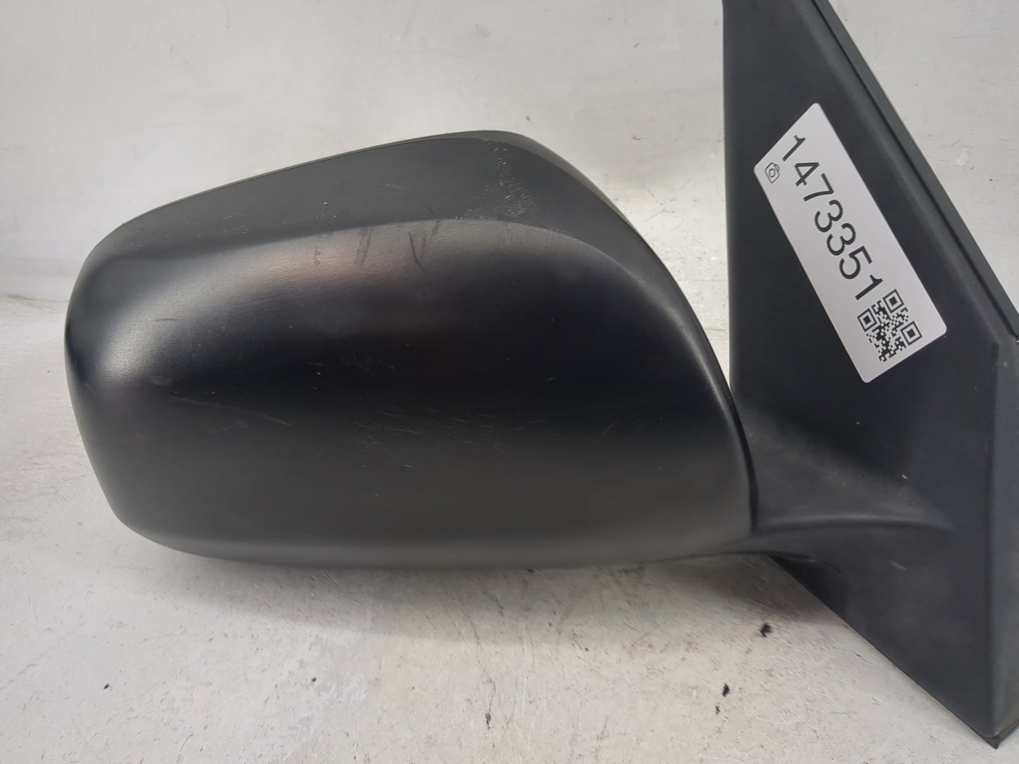 2009-2012 Toyota Rav4 Passenger Side View Mirror - Right Door Mirror OEM Used - Oemusedautoparts1.com