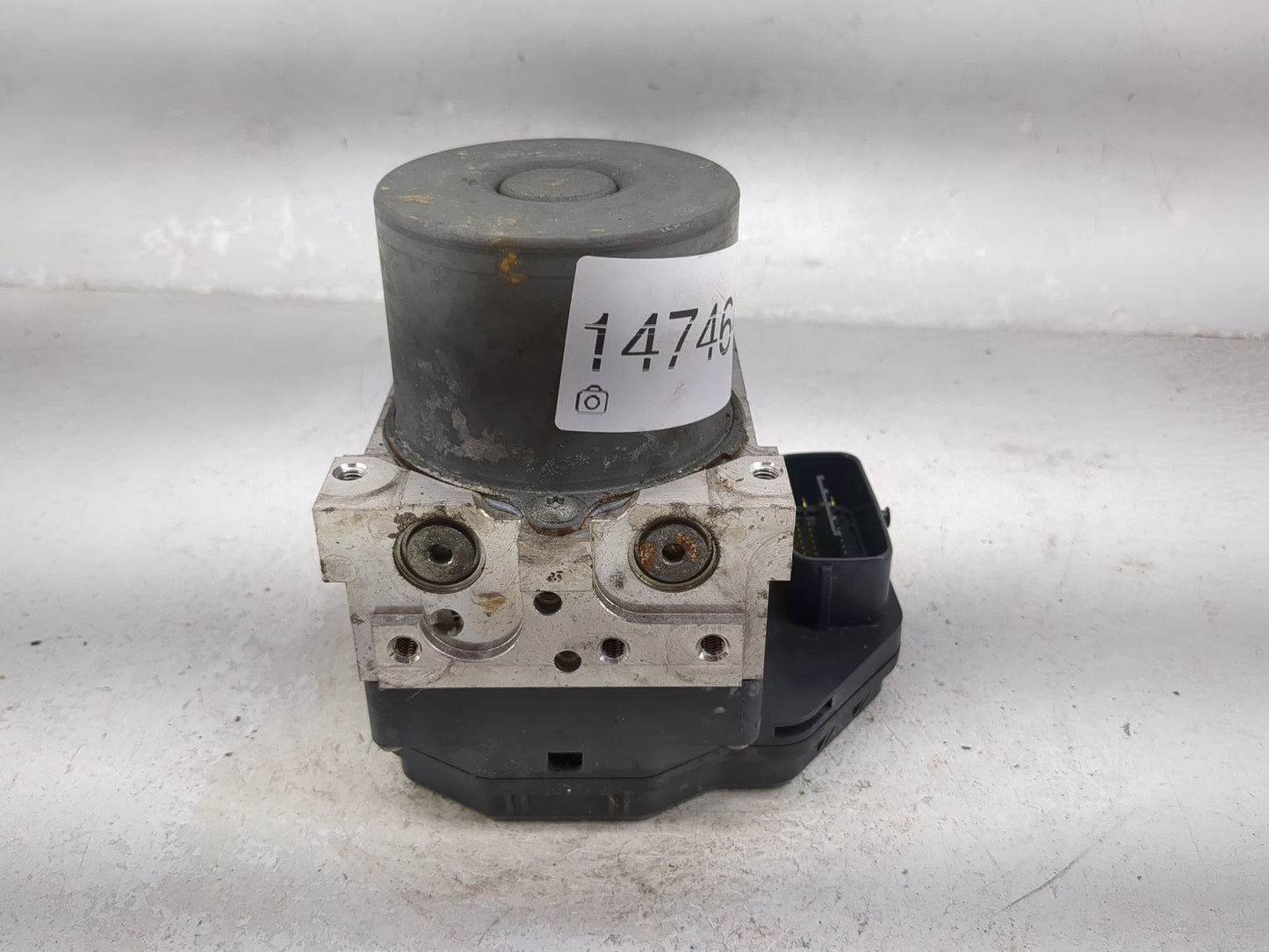 2012 Toyota Rav4 ABS Pump Control Module Replacement P/N:44540-0R072 89541-0R032, 116040-31971 Fits OEM Used Auto Parts - Oe