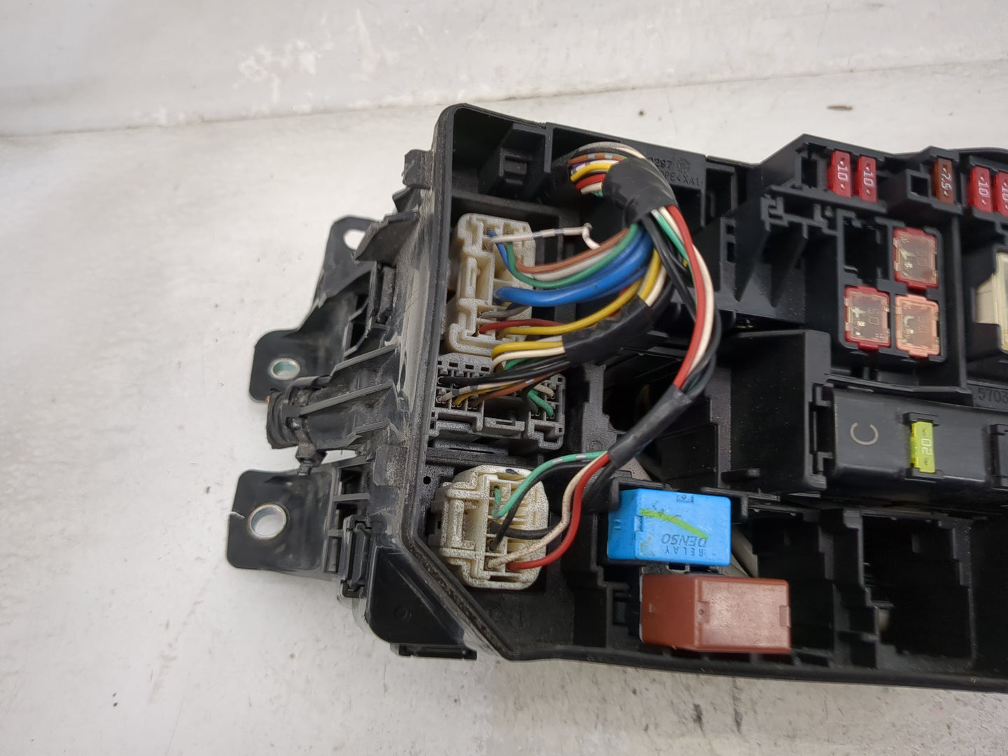 2006-2012 Toyota Rav4 Fusebox Fuse Box Panel Relay Module P/N:82662-0R010 Fits Fits 2006 2007 2008 2009 2010 2011 2012 OEM U