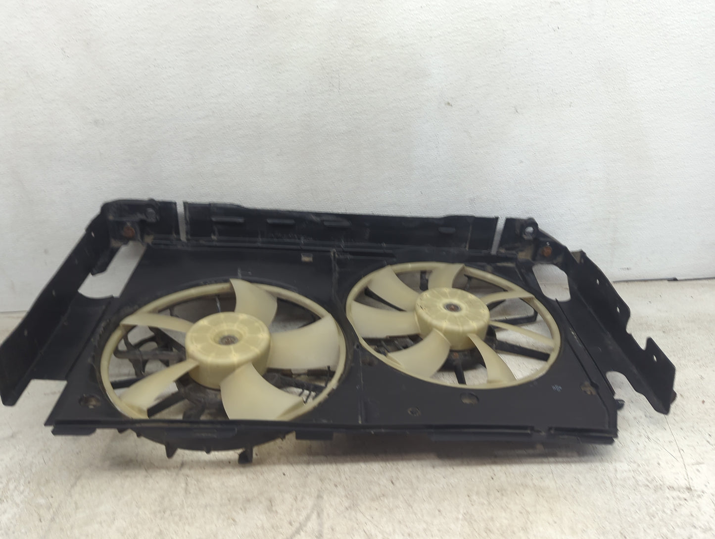 2006-2012 Toyota Rav4 Electric Radiator Cooling Fan Motor Assembly P/N:422750-1172 Fits Fits 2006 2007 2008 2009 2010 2011 2