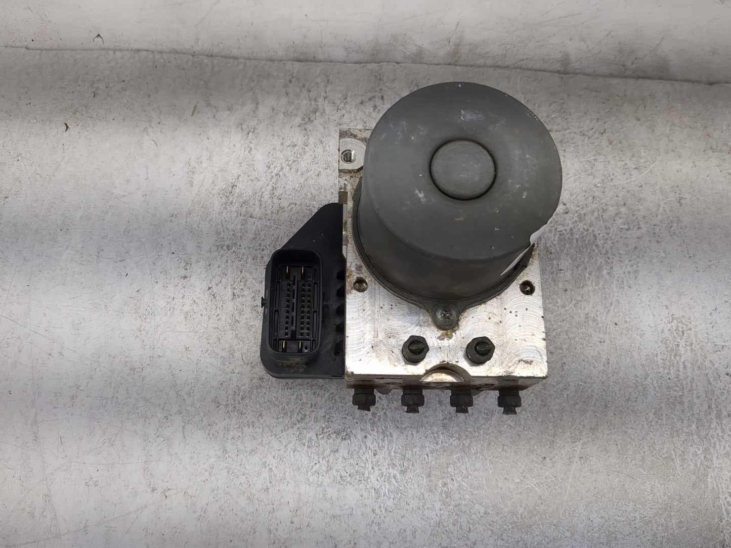 2012 Toyota Rav4 ABS Pump Control Module Replacement P/N:44540-0R072 44541-0R032, 416040-3121 Fits OEM Used Auto Parts - Oem