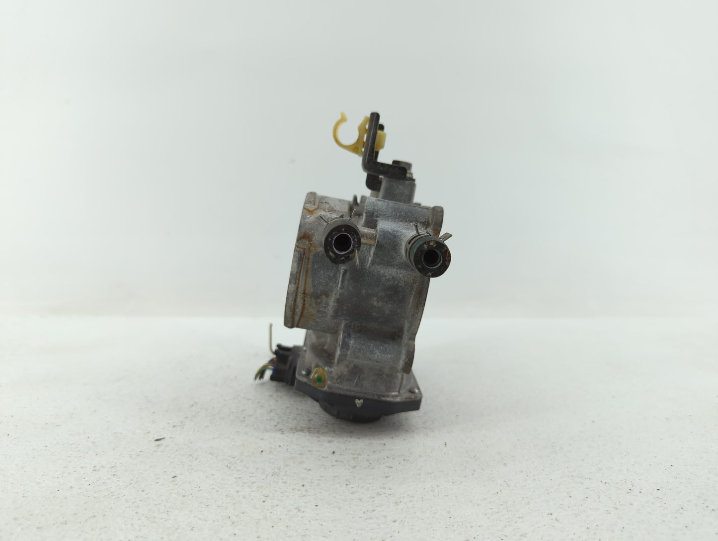 2009-2018 Toyota Rav4 Throttle Body P/N:35100-25200 22030-36010 Fits Fits 2009 2010 2011 2012 2013 2014 2015 2016 2017 2018 
