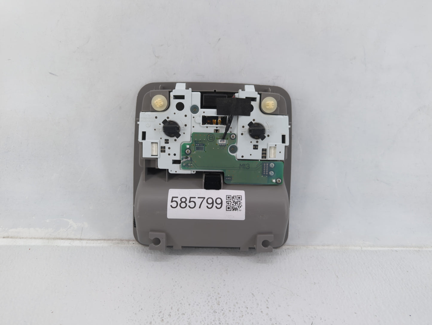 2012 Toyota Rav4 Overhead Roof Console - Oemusedautoparts1.com