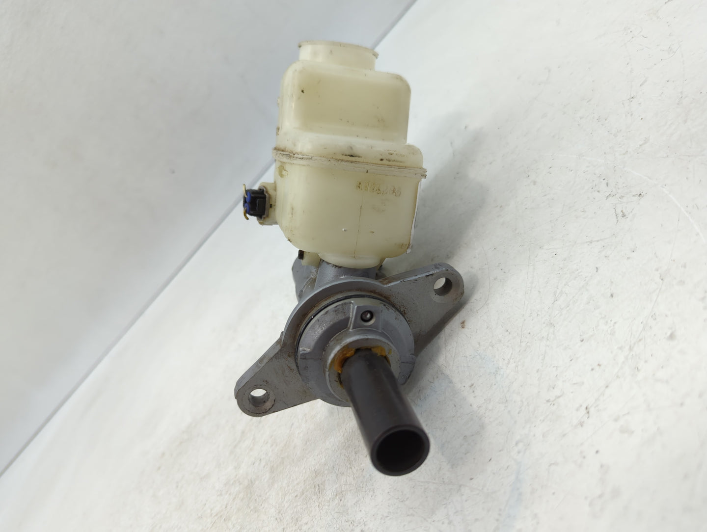 2006-2018 Toyota Rav4 Brake Master Cylinder 608770 - Oemusedautoparts1.com